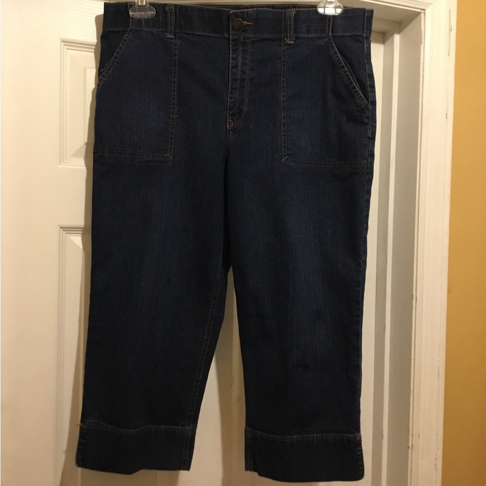 Gloria Vanderbilt Dark Blue Denim Capris